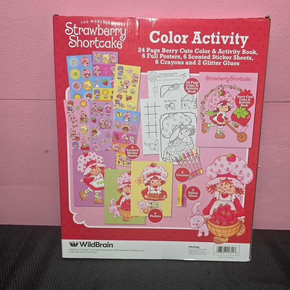 Strawberry Shortcake Color Activity Set - Picture 3 of 3